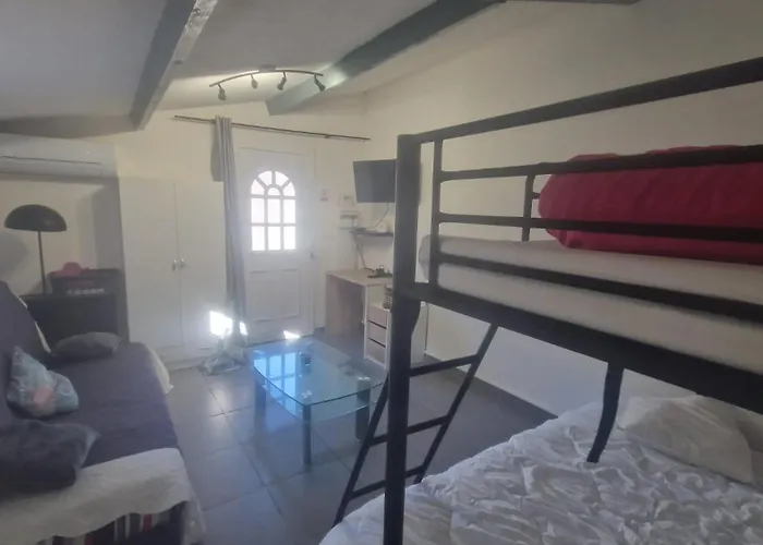 Maisonnette Avec Jardin Et Piscine Privee